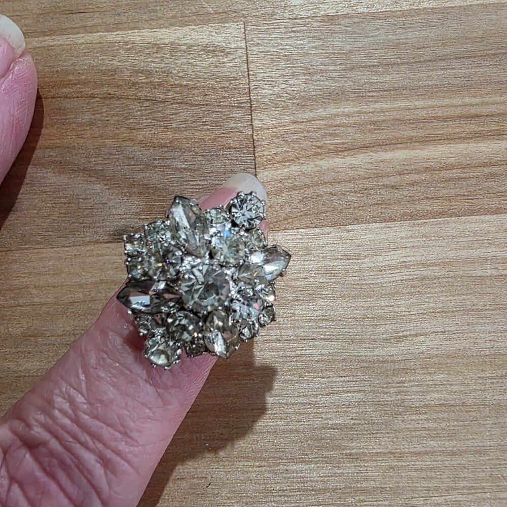 Vintage Cluster Ring ~ Floral Cluster/clear stones~ adjustable